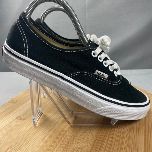 Vans Authentic Black Canvas Low Top Sneakers Shoes Men 7 Women 8.5 - Picture 2 of 11